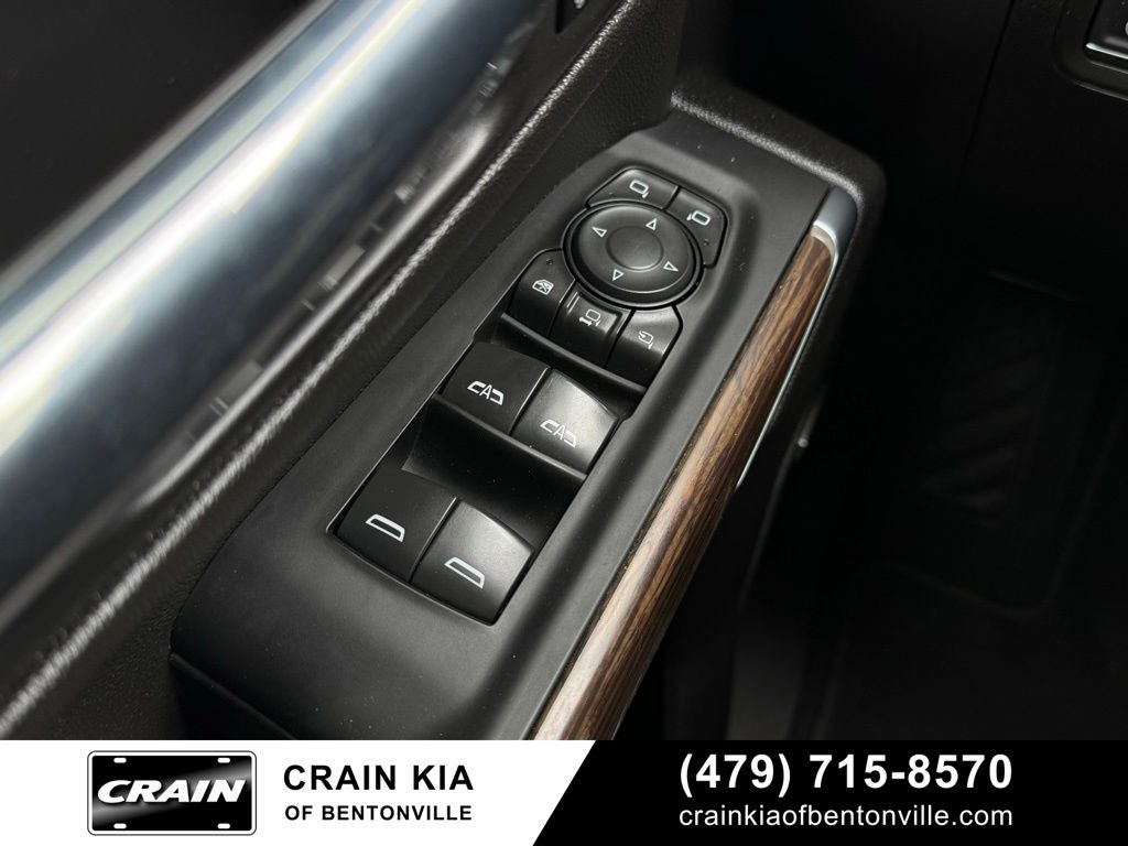 2022 Chevrolet Silverado 3500HD High Country - 4WD / ONE OWNER / SUNROOF