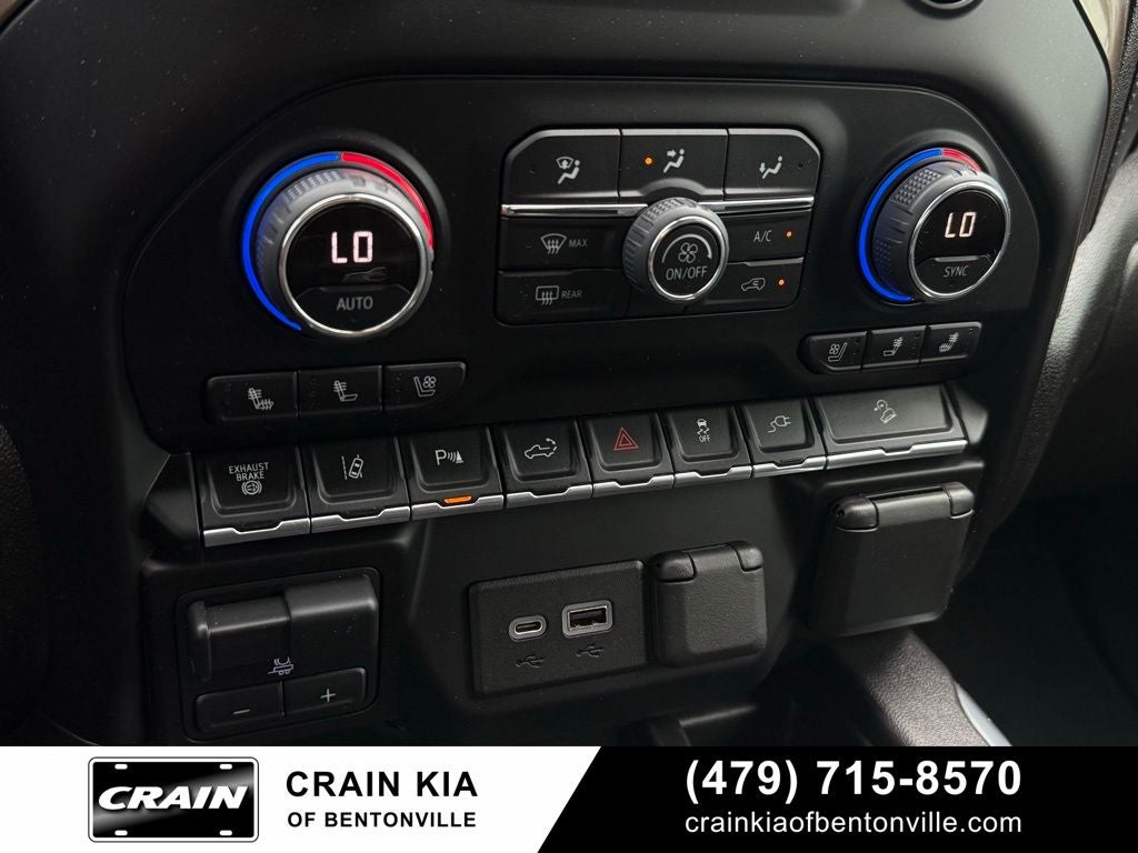 2022 Chevrolet Silverado 3500HD High Country - 4WD / ONE OWNER / SUNROOF