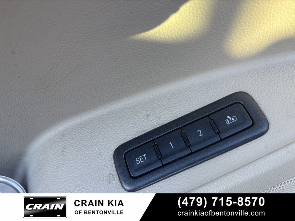 2016 GMC Yukon Denali - 4WD / SUNROOF