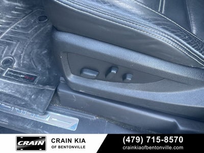 2017 GMC Yukon Denali - 4WD / ONE OWNER / SUNROOF