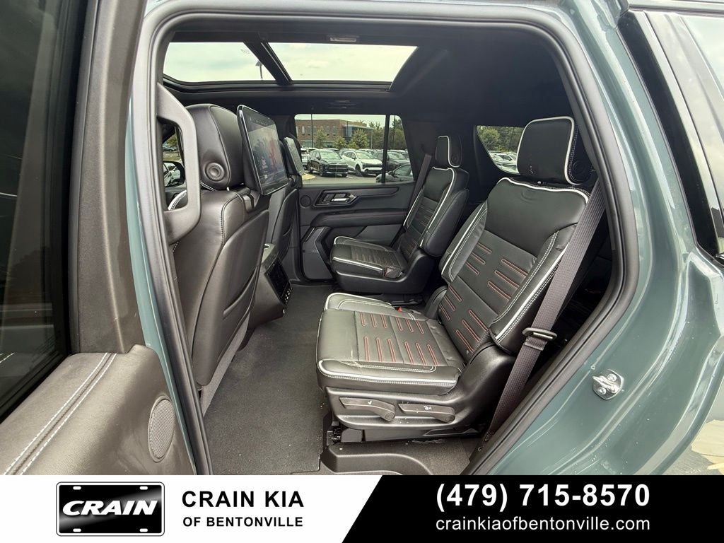 2026 GMC Yukon AT4 Ultimate - 4WD / PANORAMIC SUNROOF / ONE OWNER