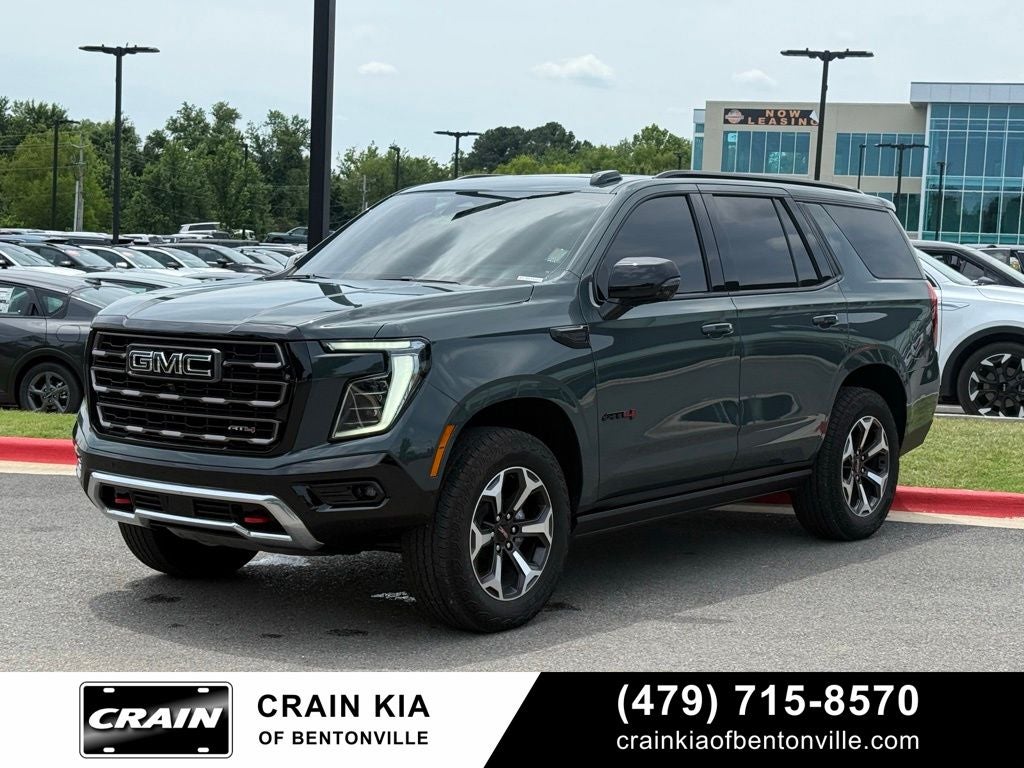 2026 GMC Yukon AT4 Ultimate - 4WD / PANORAMIC SUNROOF / ONE OWNER