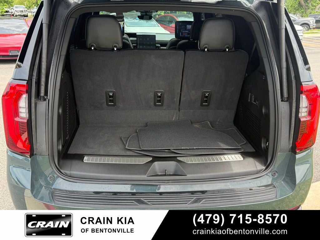 2026 GMC Yukon AT4 Ultimate - 4WD / PANORAMIC SUNROOF / ONE OWNER