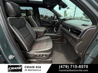 2026 GMC Yukon AT4 Ultimate - 4WD / PANORAMIC SUNROOF / ONE OWNER