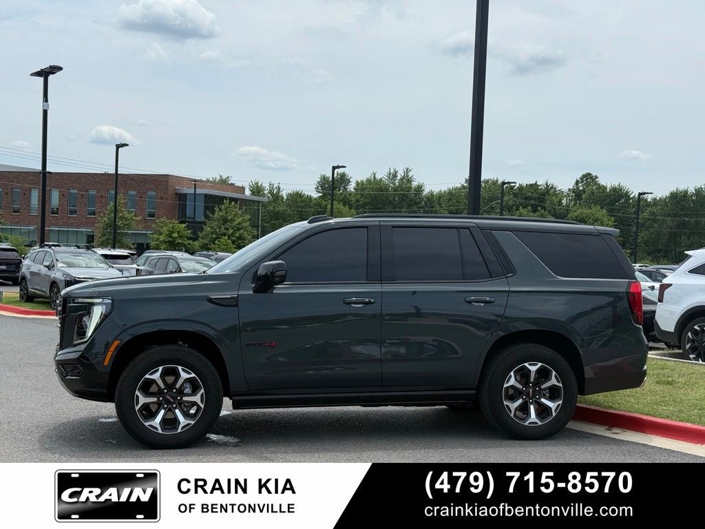 2026 GMC Yukon AT4 Ultimate - 4WD / PANORAMIC SUNROOF / ONE OWNER