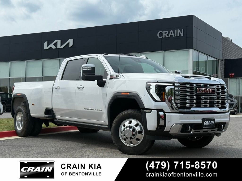 2024 GMC Sierra 3500HD Denali - 4WD / SUNROOF / ONE OWNER