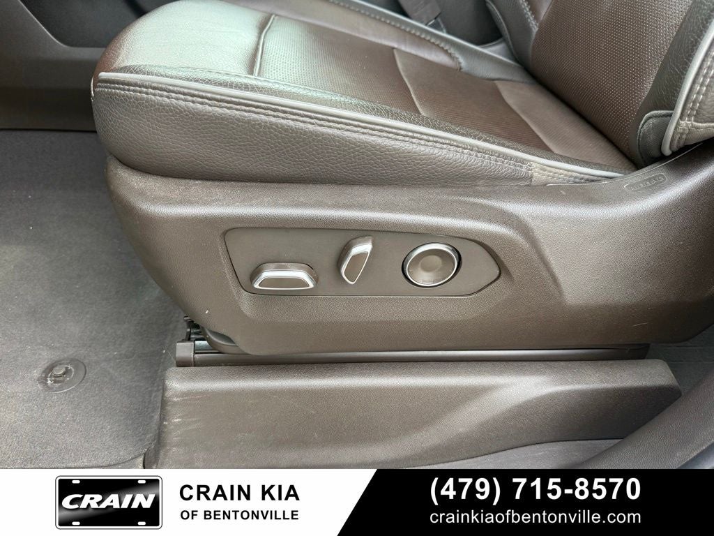 2024 GMC Sierra 3500HD Denali - 4WD / SUNROOF / ONE OWNER