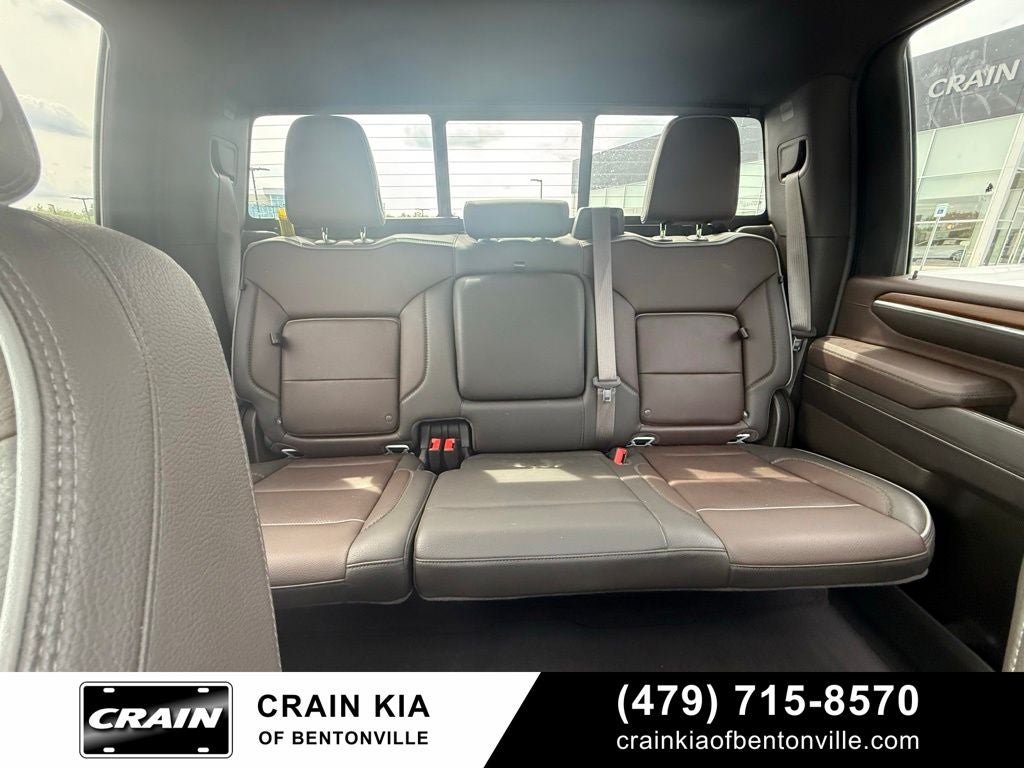 2024 GMC Sierra 3500HD Denali - 4WD / SUNROOF / ONE OWNER
