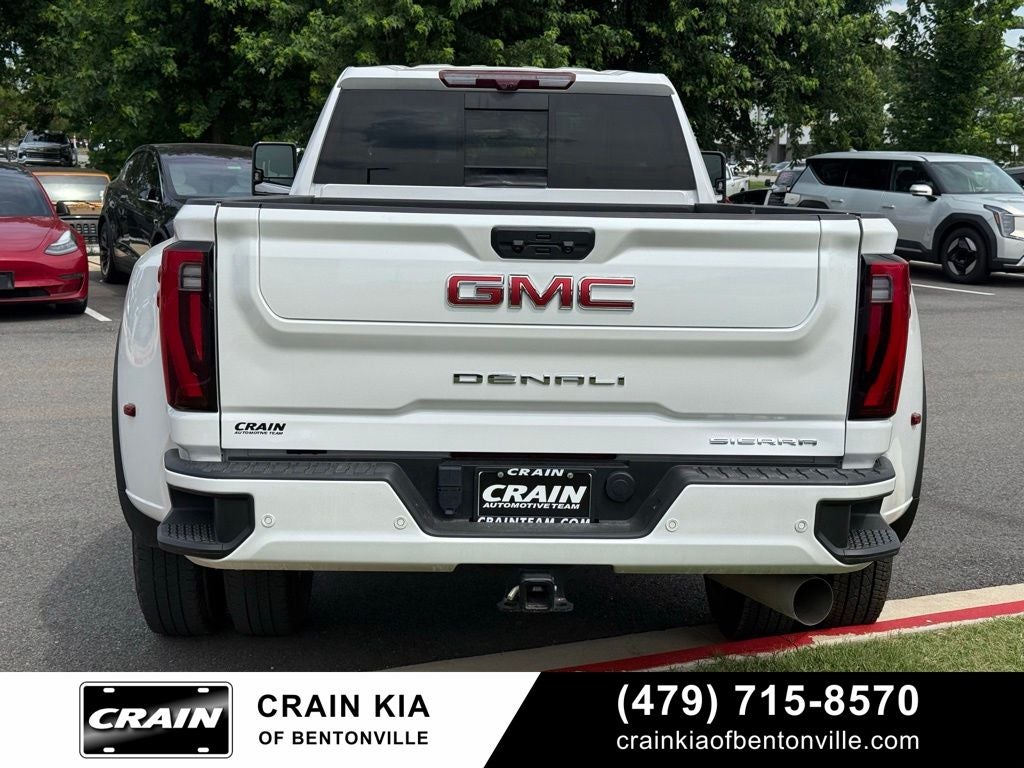 2024 GMC Sierra 3500HD Denali - 4WD / SUNROOF / ONE OWNER