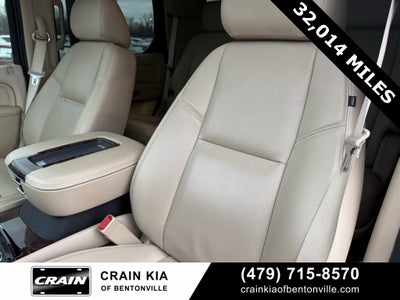 2014 Cadillac Escalade Premium - AWD / CLEAN CARFAX / VERY LOW MILES!