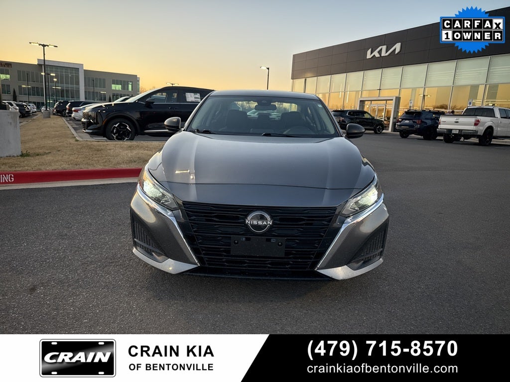 2024 Nissan Altima 2.5 SV - CLEAN CARFAX / ONE OWNER