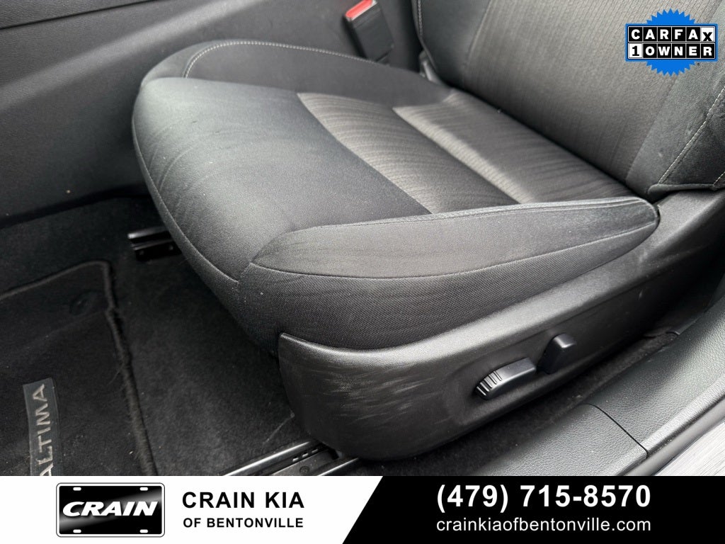 2024 Nissan Altima 2.5 SV - CLEAN CARFAX / ONE OWNER