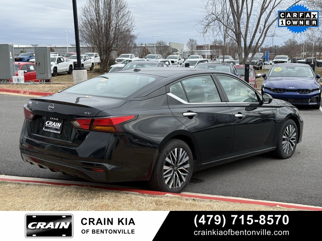 2024 Nissan Altima 2.5 SV - CLEAN CARFAX / ONE OWNER