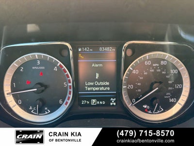 2019 Nissan Titan XD SV - 4WD / CLEAN CARFAX / ONE OWNER