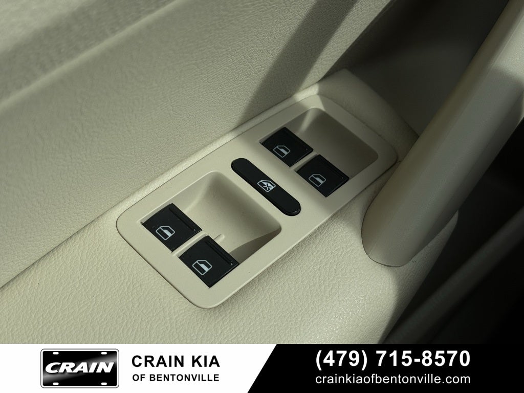 2015 Volkswagen Passat 1.8T Limited Edition - CLEAN CARFAX