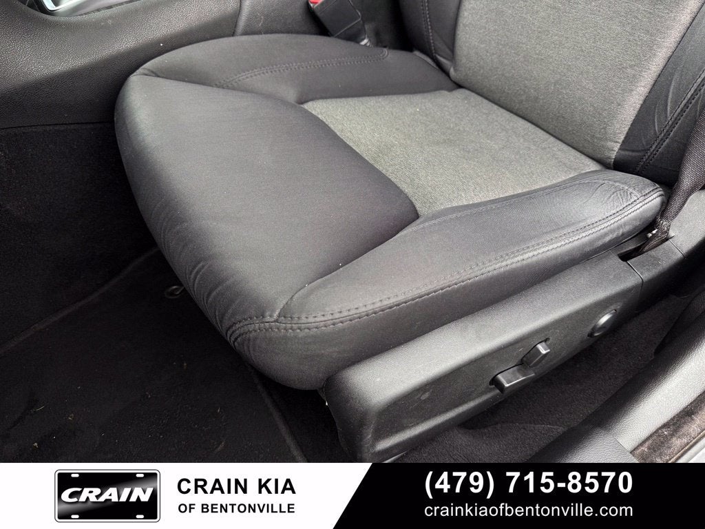 2022 Chrysler 300 Touring - CLEAN CARFAX / ONE OWNER