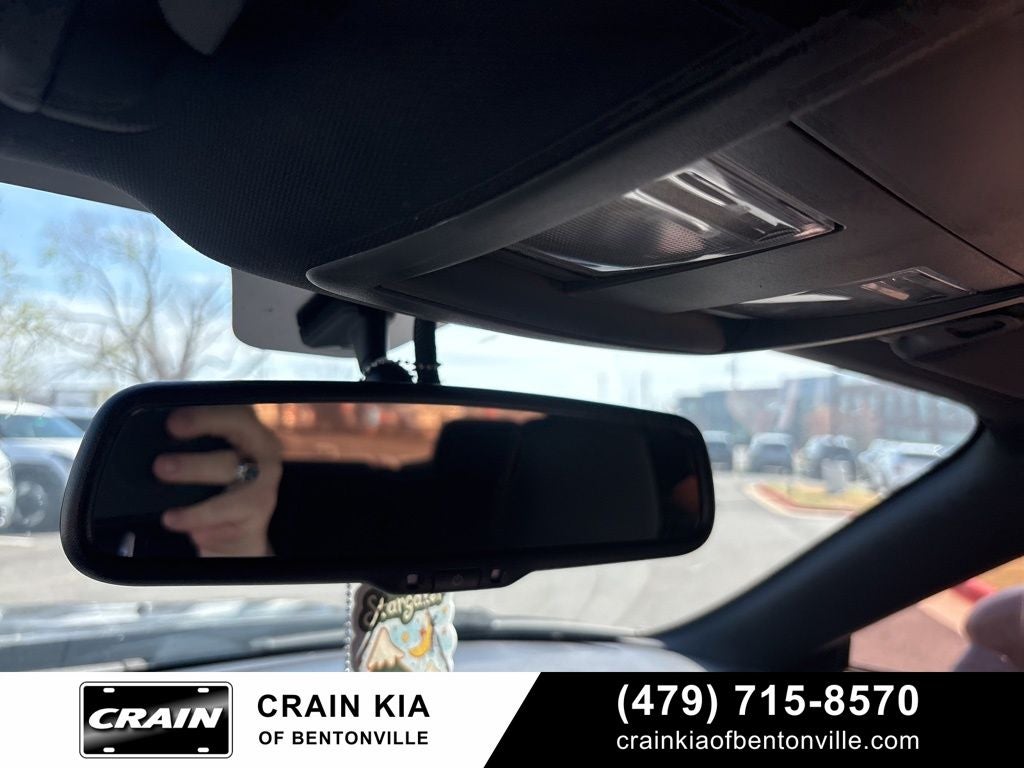 2013 Dodge Challenger SXT - CLEAN CARFAX HISTORY