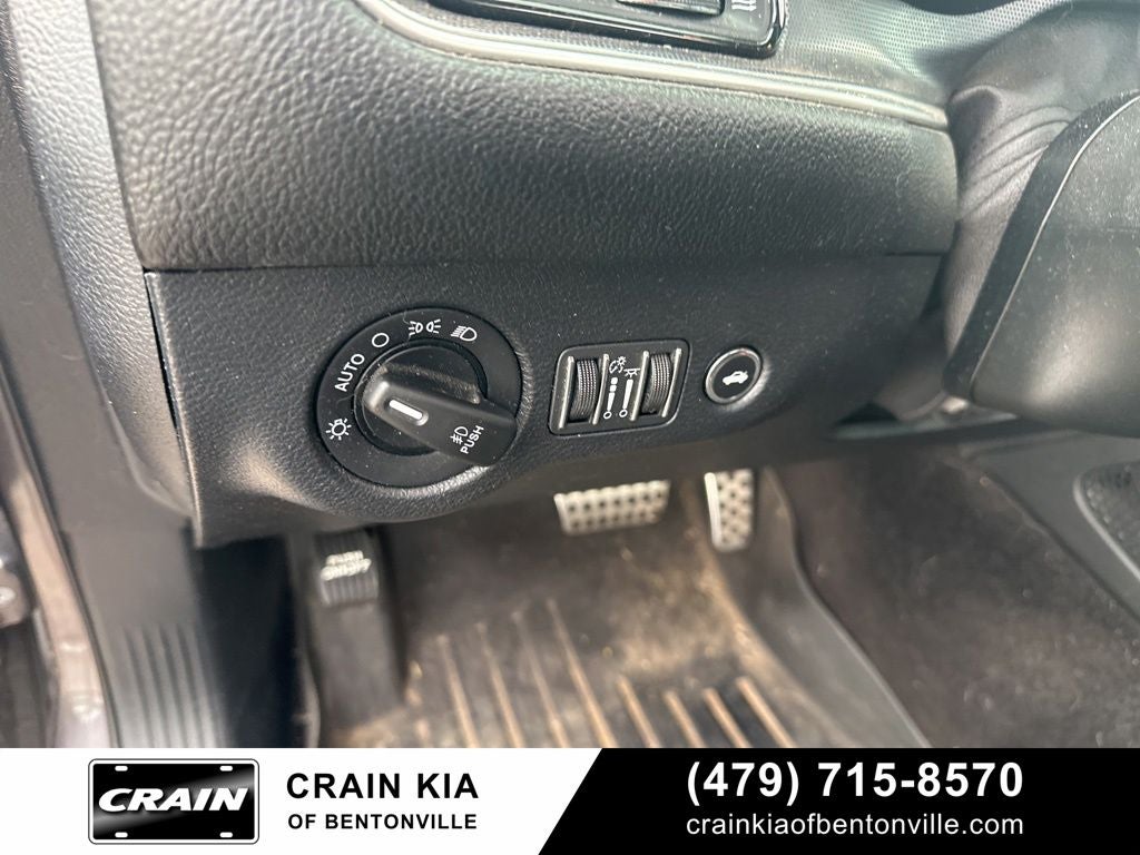 2018 Dodge Challenger R/T Scat Pack - SUNROOF