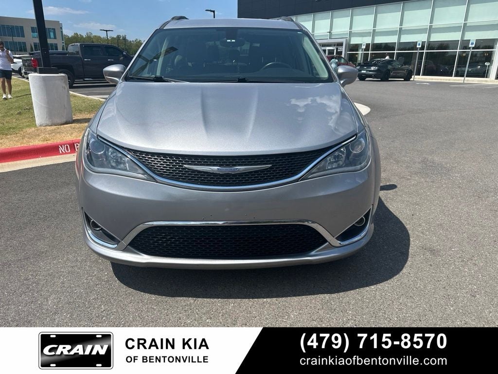 2017 Chrysler Pacifica Touring L