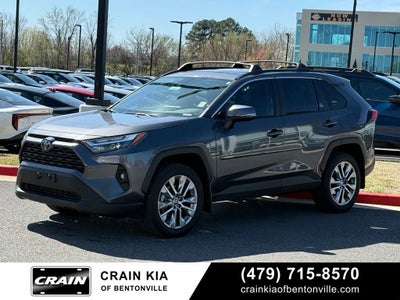 2024 Toyota RAV4 XLE Premium - SUNROOF / CLEAN CARFAX / ONE OWNER