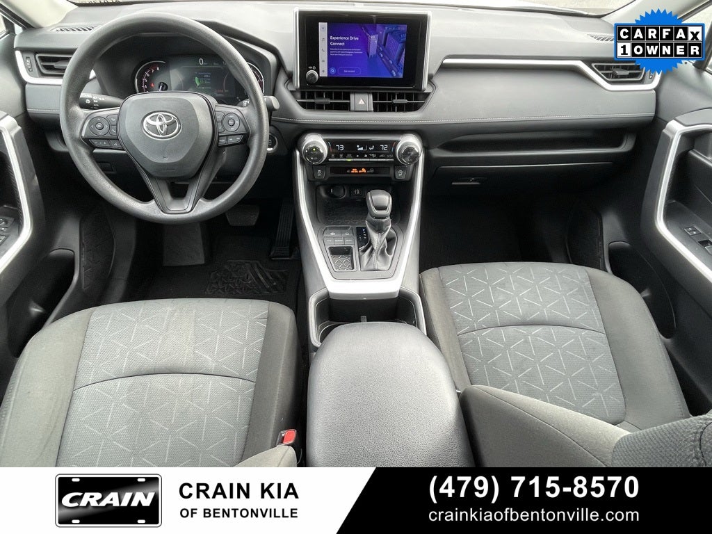 2024 Toyota RAV4 XLE - CLEAN CARFAX / ONE OWNER