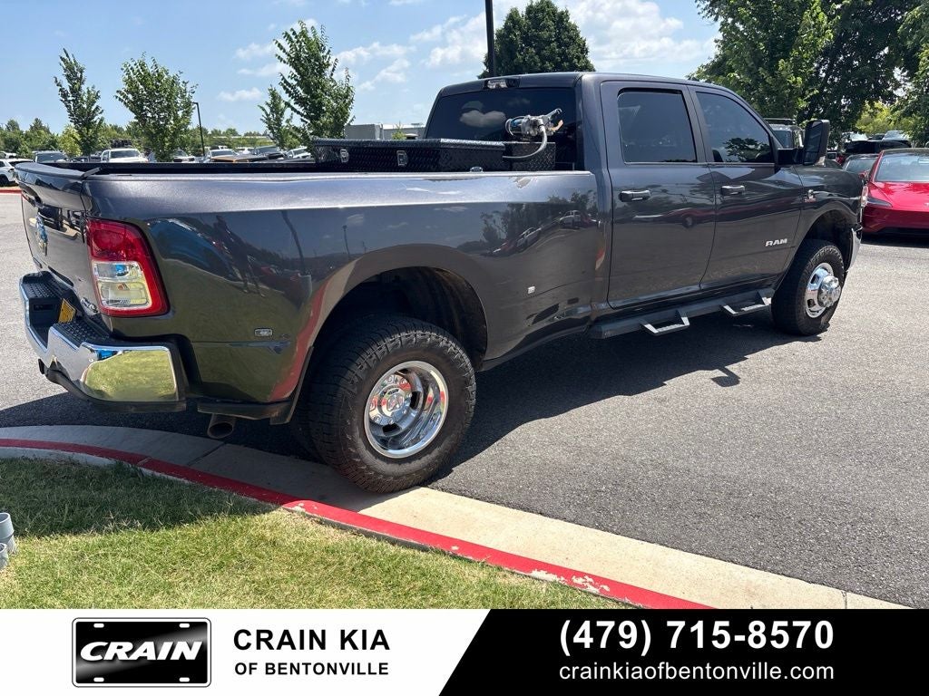 2022 RAM 3500 Big Horn - 4WD / CLEAN CARFAX