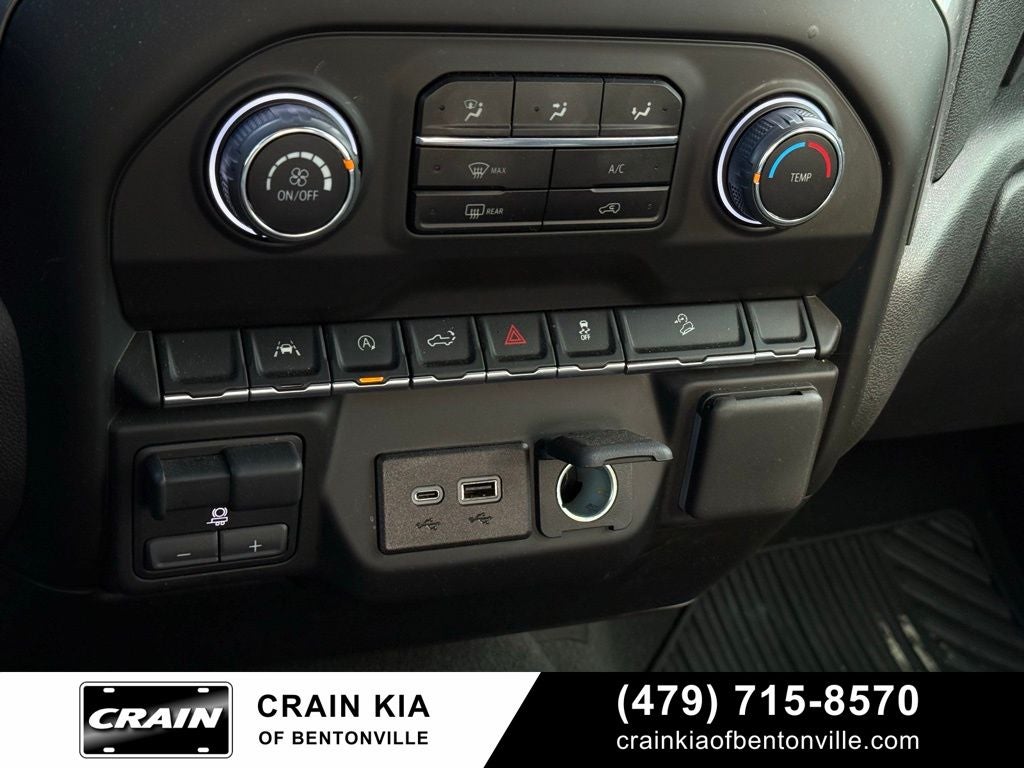 2025 Chevrolet Silverado 1500 Custom Trail Boss - 4WD / CARFAX ONE OWNER