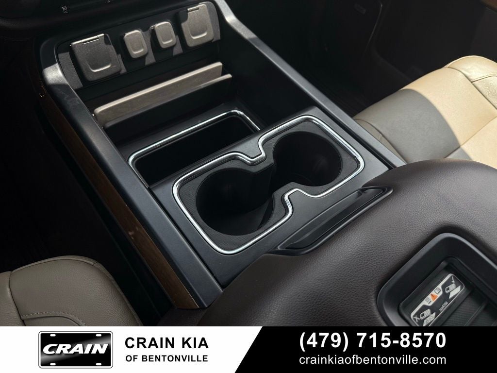 2018 Chevrolet Silverado 1500 LTZ - 4WD / CLEAN CARFAX