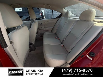 2015 Nissan Versa 1.6 SL - LOW MILES!