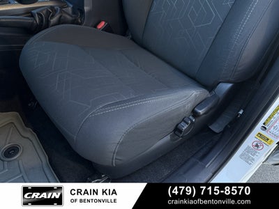 2017 Toyota Tacoma SR V6 - 4WD / LIFTED! / CLEAN CARFAX