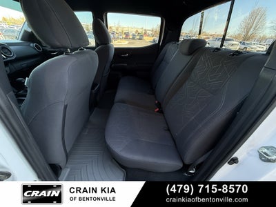 2017 Toyota Tacoma SR V6 - 4WD / LIFTED! / CLEAN CARFAX