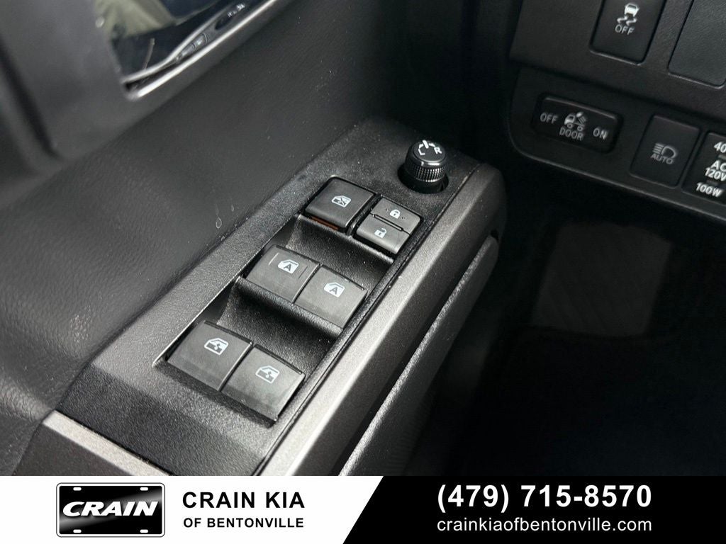 2023 Toyota Tacoma TRD Off-Road V6 - 4WD / CLEAN CARFAX / ONE OWNER