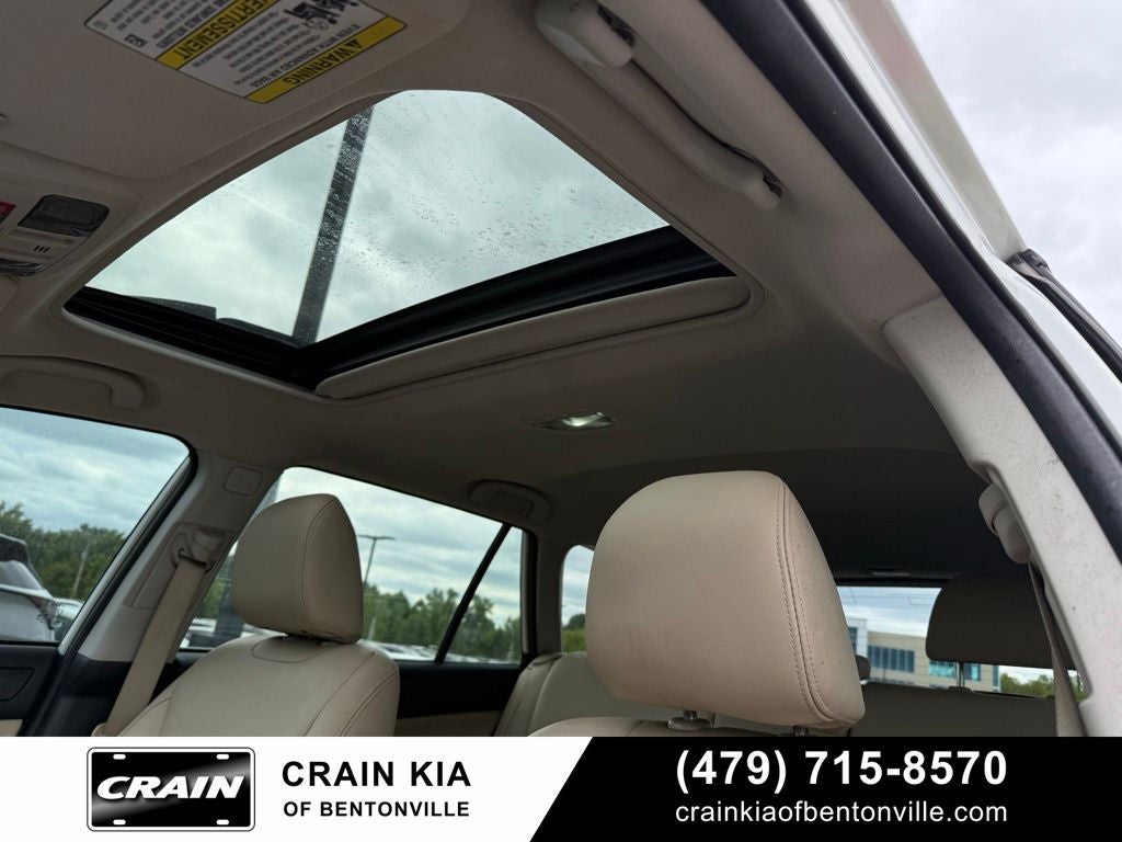2019 Subaru Outback 2.5i Limited - AWD / SUNROOF / ONE OWNER