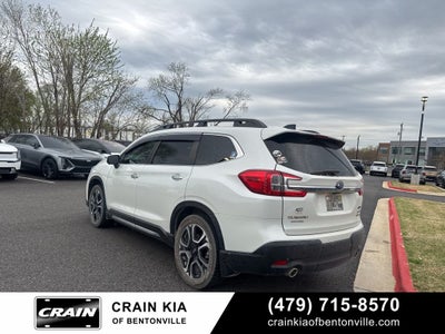 2023 Subaru Ascent Touring - AWD / PANORAMIC SUNROOF / ONE OWNER