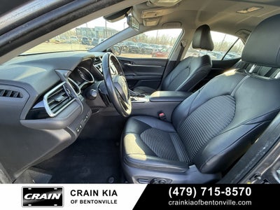 2018 Toyota Camry SE - LEATHER