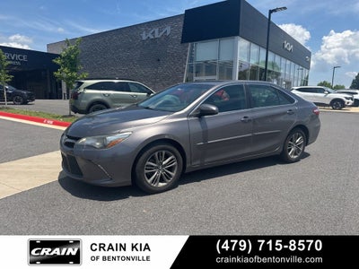 2017 Toyota Camry SE