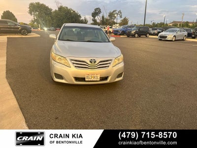 2010 Toyota Camry LE - CLEAN CARFAX