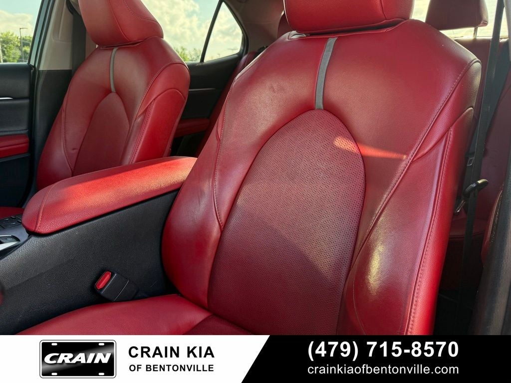 2018 Toyota Camry XSE V6 - PANORAMIC SUNROOF