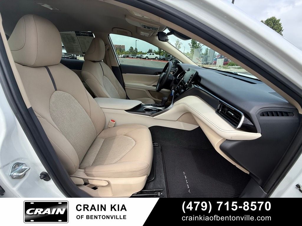 2023 Toyota Camry LE - CLEAN CARFAX / ONE OWNER