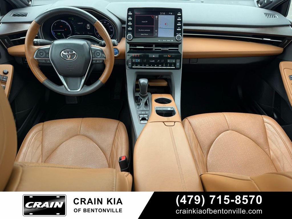 2022 Toyota Avalon Hybrid Limited - SUNROOF / CLEAN CARFAX