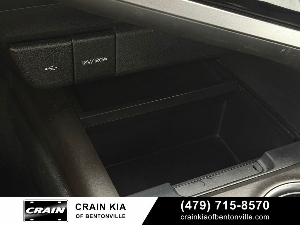 2024 Toyota Camry SE - CARFAX ONE OWNER