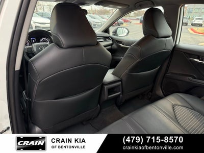 2024 Toyota Camry SE - CLEAN CARFAX / ONE OWNER