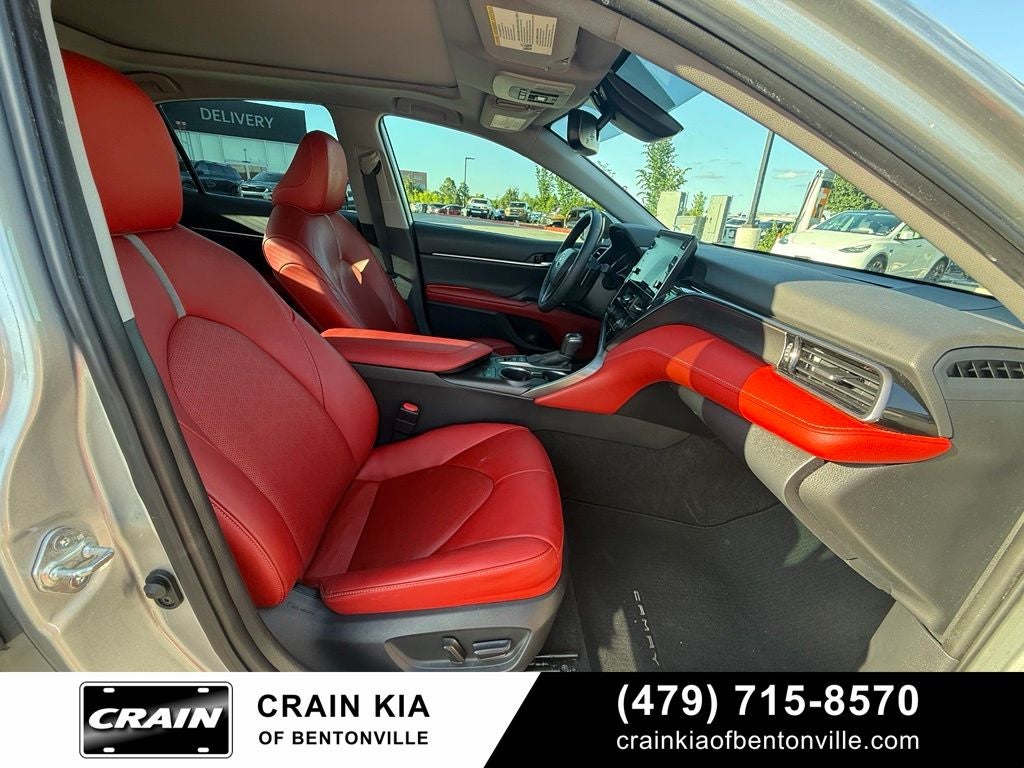 2021 Toyota Camry XSE - PANORAMIC SUNROOF / RED INTERIOR