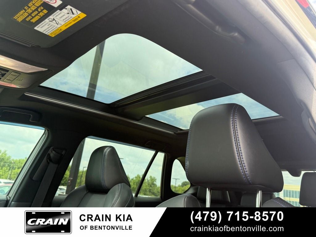 2022 Toyota RAV4 Hybrid XSE - AWD / PANORAMIC SUNROOF / ONE OWNER