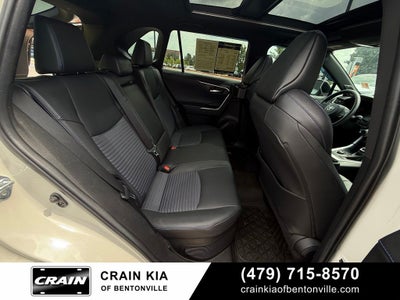 2022 Toyota RAV4 Hybrid XSE - AWD / PANORAMIC SUNROOF / ONE OWNER