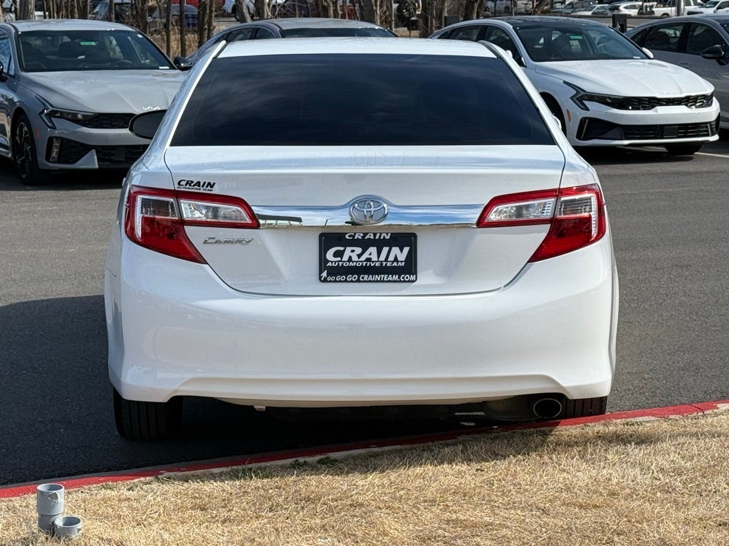 2014 Toyota Camry XLE - SUNROOF