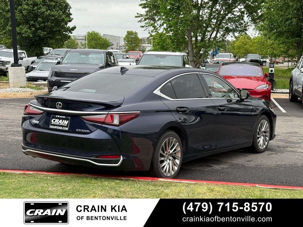 2023 Lexus ES 300h Luxury - CARFAX ONE OWNER