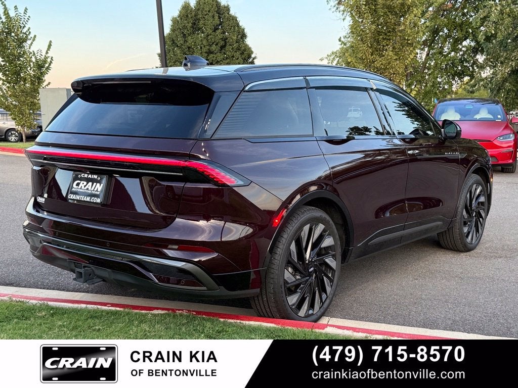 2025 Lincoln Nautilus Reserve - AWD / PANORAMIC SUNROOF / CLEAN CARFAX