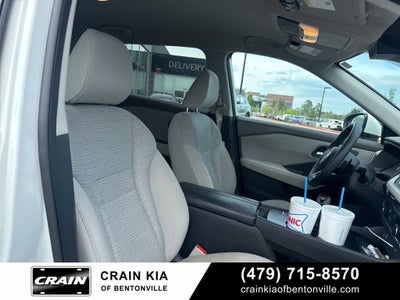 2021 Nissan Rogue SV - CARFAX ONE OWNER