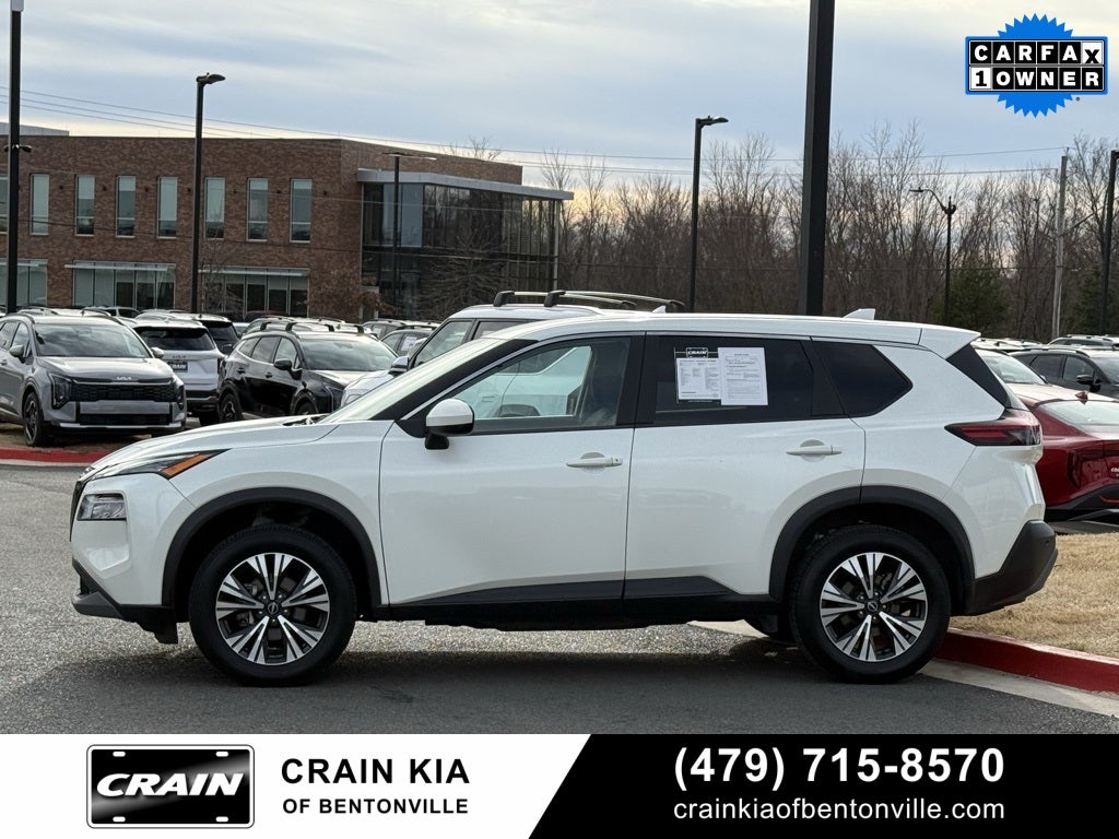 2023 Nissan Rogue SV - CLEAN CARFAX / ONE OWNER